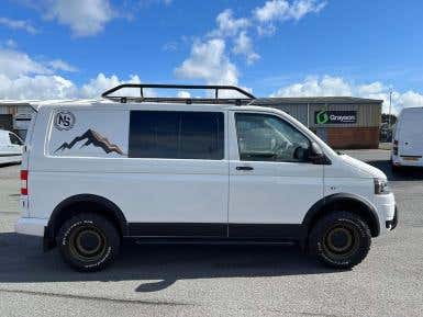 2012 VW Transporter 4Motion Swamper